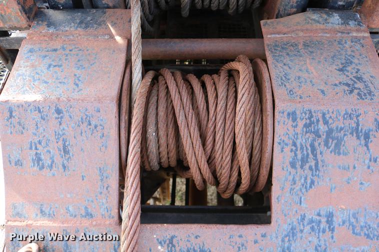 image for item DD0007 1988 Kenworth LW900 flatbed truck