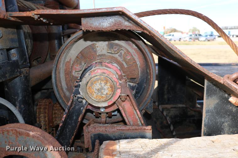 image for item DD0007 1988 Kenworth LW900 flatbed truck