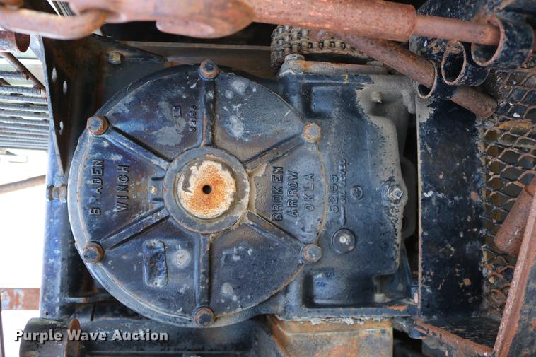 image for item DD0007 1988 Kenworth LW900 flatbed truck