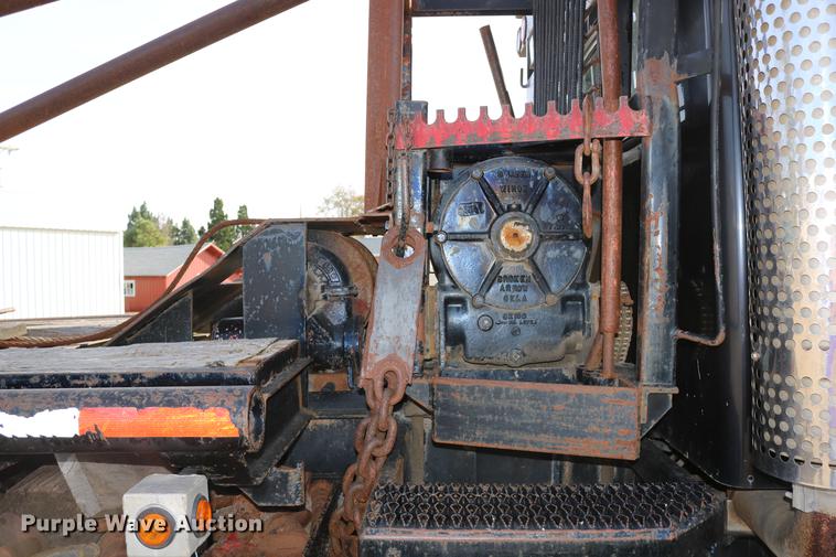 image for item DD0007 1988 Kenworth LW900 flatbed truck