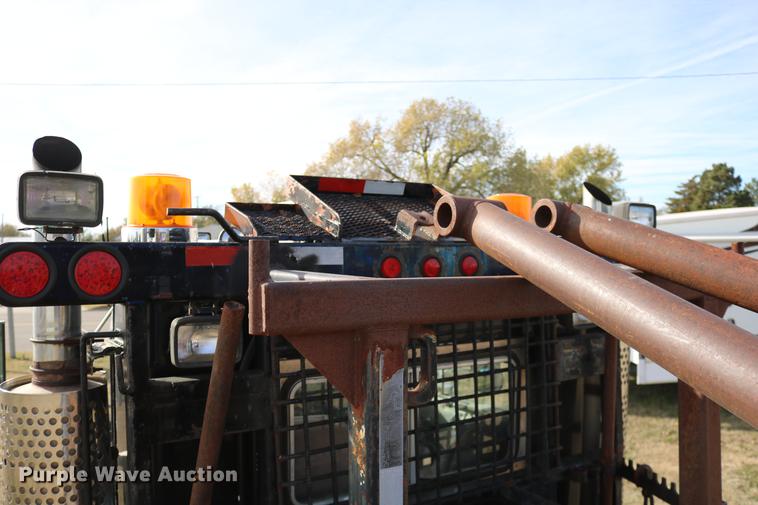 image for item DD0007 1988 Kenworth LW900 flatbed truck