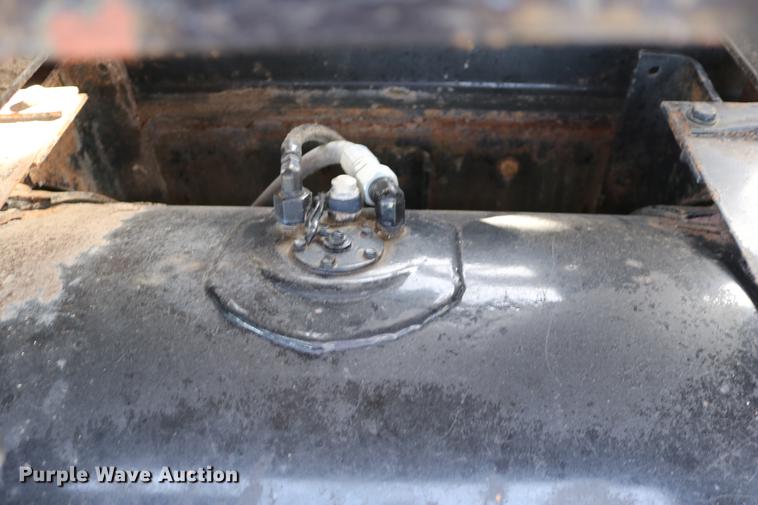 image for item DD0007 1988 Kenworth LW900 flatbed truck