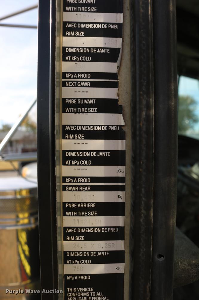 image for item DD0007 1988 Kenworth LW900 flatbed truck