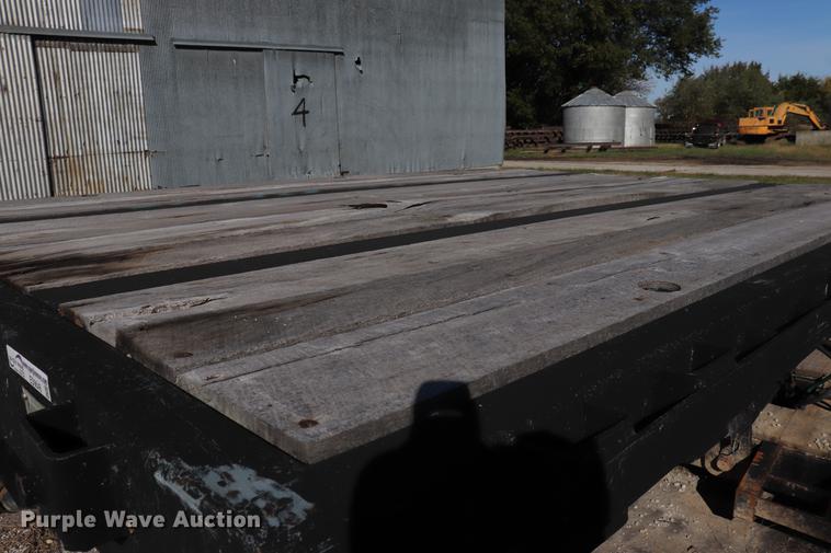 image for item ED9646 1996 Transcraft lowboy equipment trailer