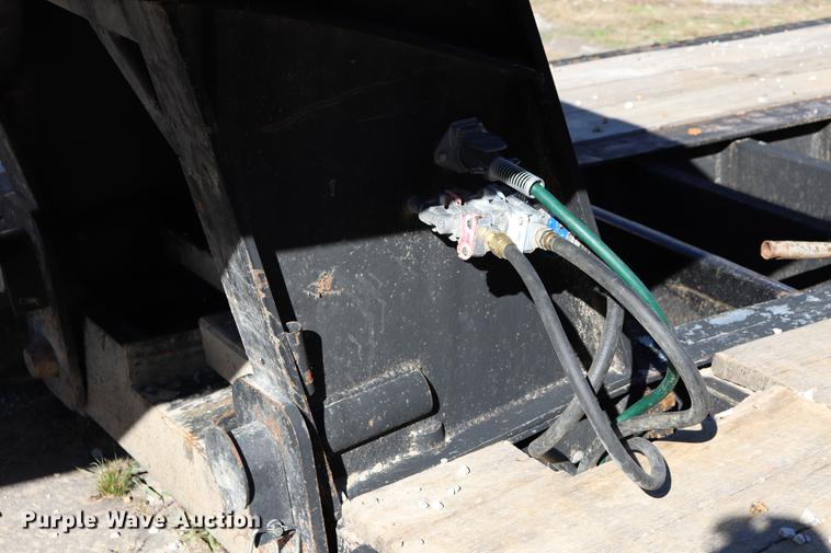 image for item ED9646 1996 Transcraft lowboy equipment trailer