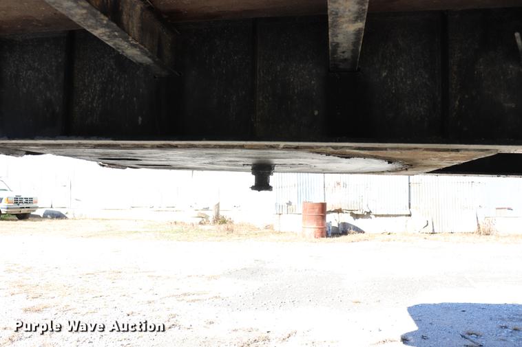 image for item ED9646 1996 Transcraft lowboy equipment trailer