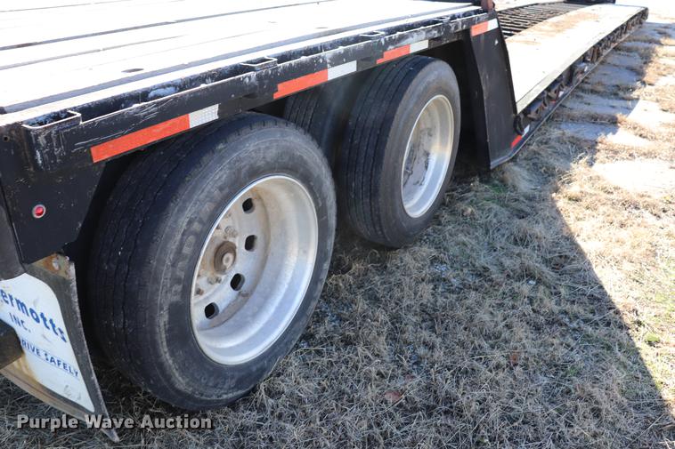 image for item ED9646 1996 Transcraft lowboy equipment trailer