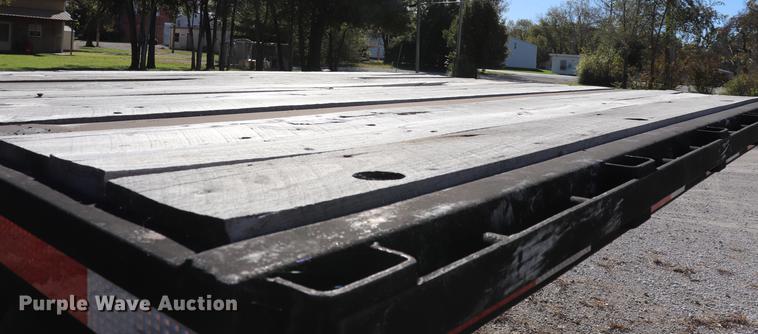 image for item ED9646 1996 Transcraft lowboy equipment trailer