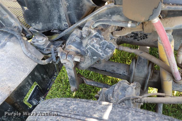 image for item ED9647 2005 Kenworth W900L semi truck