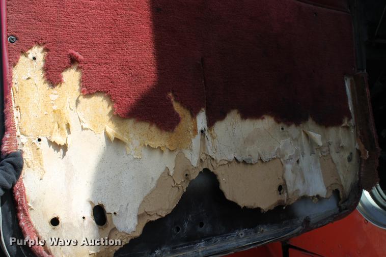 image for item ED9674 1992 Peterbilt 378 semi truck