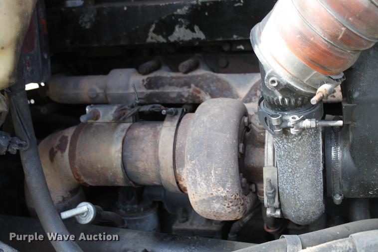 image for item ED9674 1992 Peterbilt 378 semi truck