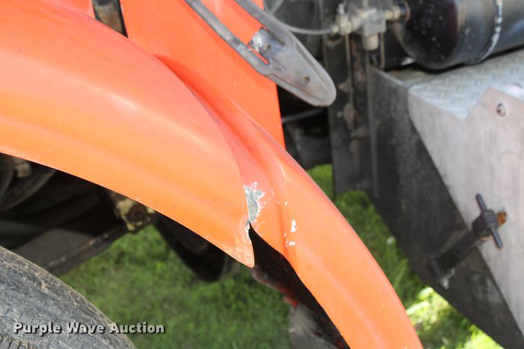 image for item ED9674 1992 Peterbilt 378 semi truck