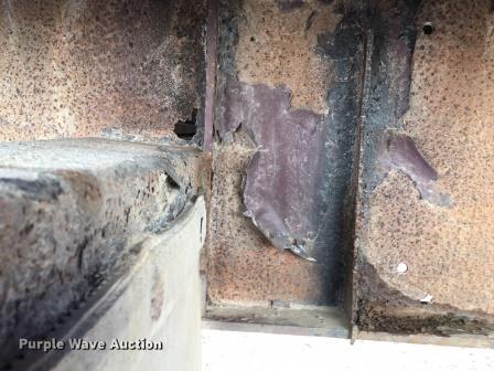 image for item G1646 1997 Transcraft flatbed trailer