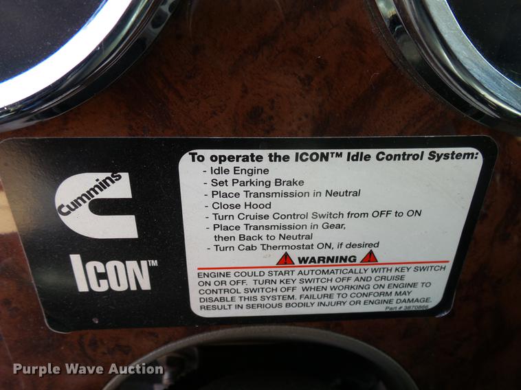 image for item J5400 2006 International 9400i semi truck