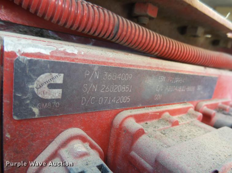 image for item J5400 2006 International 9400i semi truck