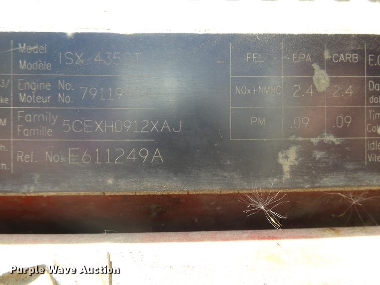 image for item J5400 2006 International 9400i semi truck