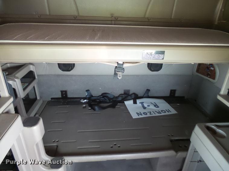 image for item J5401 2007 International 9400i semi truck