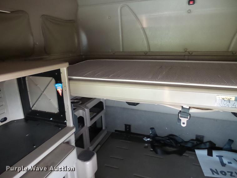 image for item J5401 2007 International 9400i semi truck