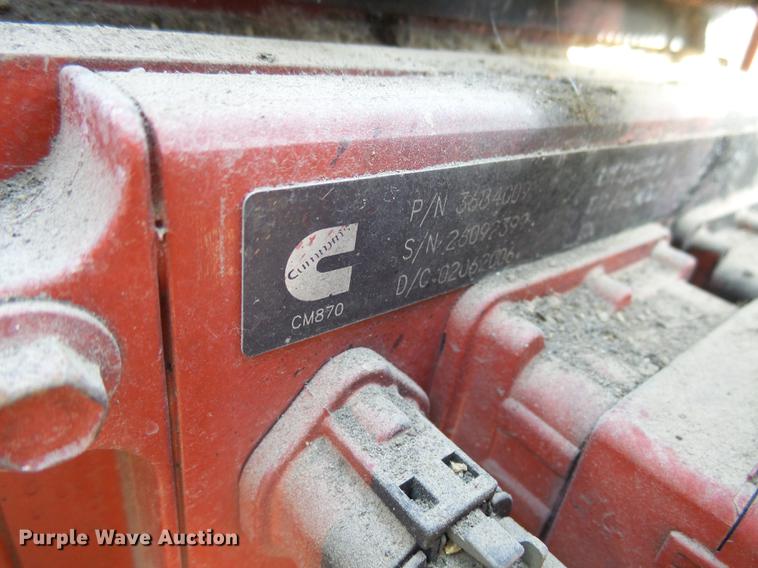 image for item J5401 2007 International 9400i semi truck