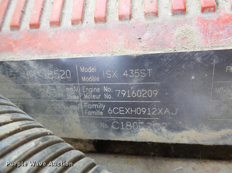 image for item J5401 2007 International 9400i semi truck