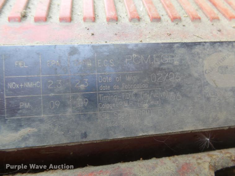 image for item J5401 2007 International 9400i semi truck