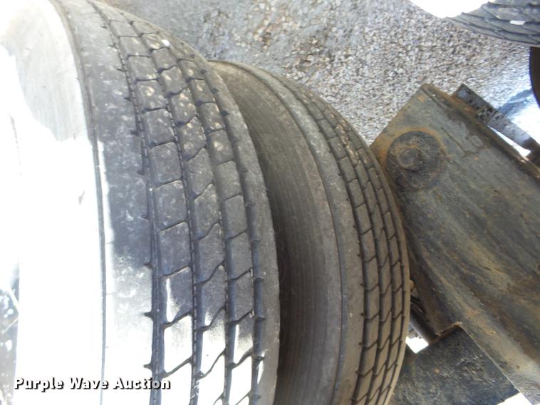 image for item J8586 1987 International asphalt tank trailer