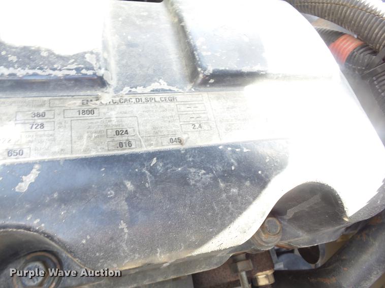 image for item K6318 2005 Mack CXN 613 Vision semi truck