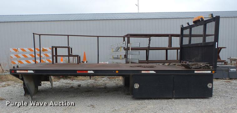image for item AY9653 Flatbed