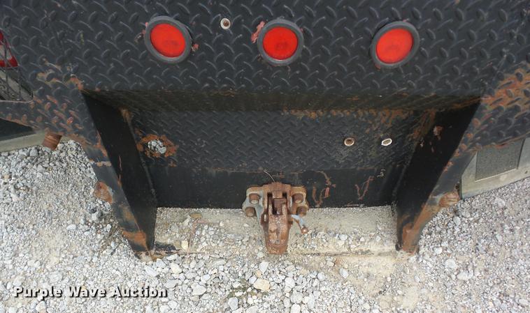 image for item AY9653 Flatbed