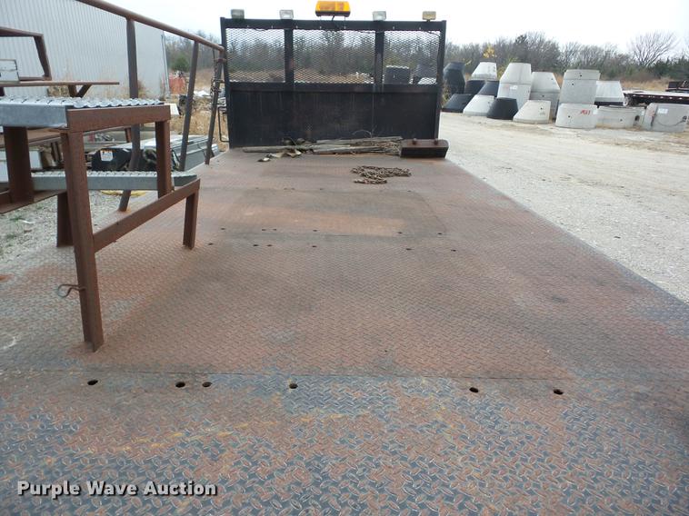 image for item AY9653 Flatbed