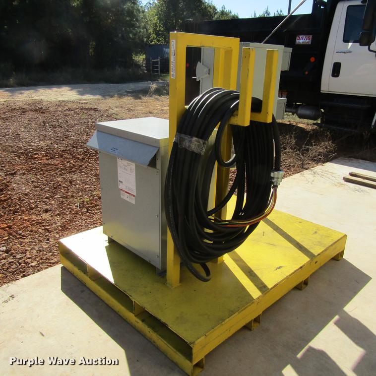 image for item AZ9389 Eaton V30E061 phase converter