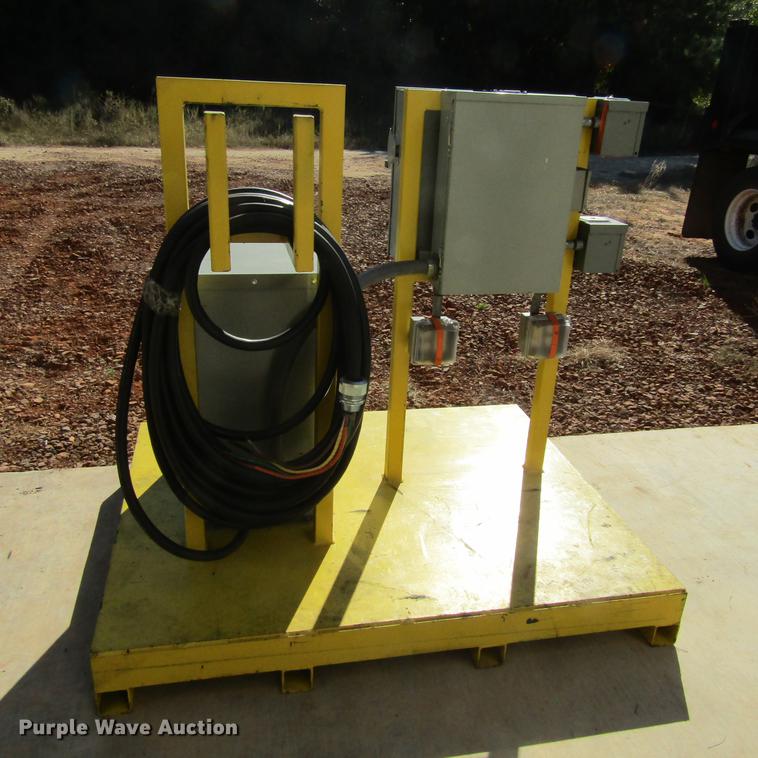 image for item AZ9389 Eaton V30E061 phase converter