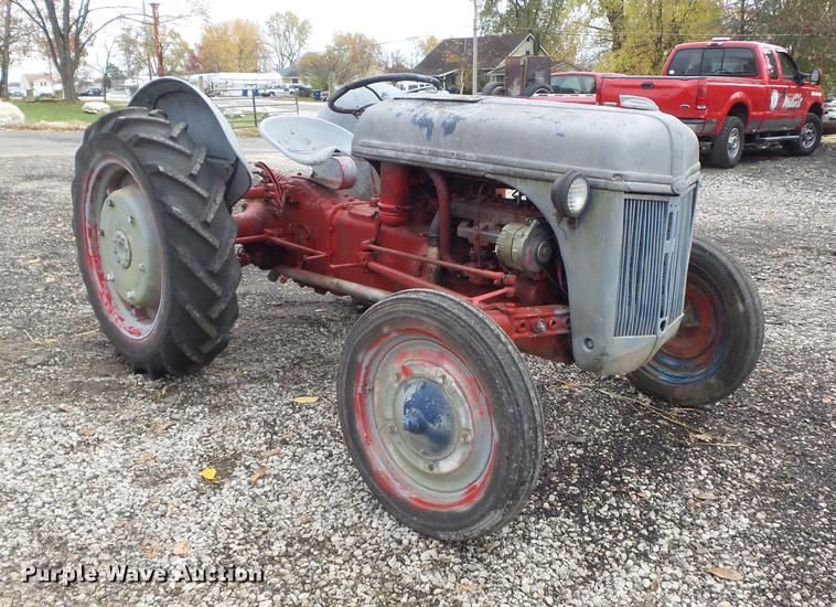 image for item CC9667 1941 Ford 9N tractor