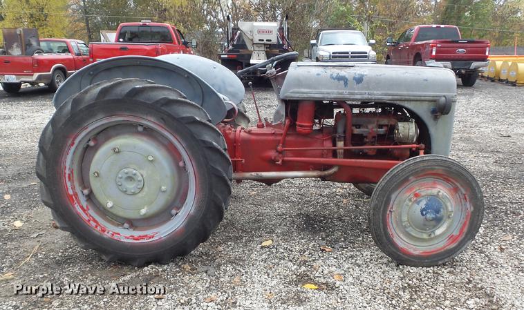 image for item CC9667 1941 Ford 9N tractor