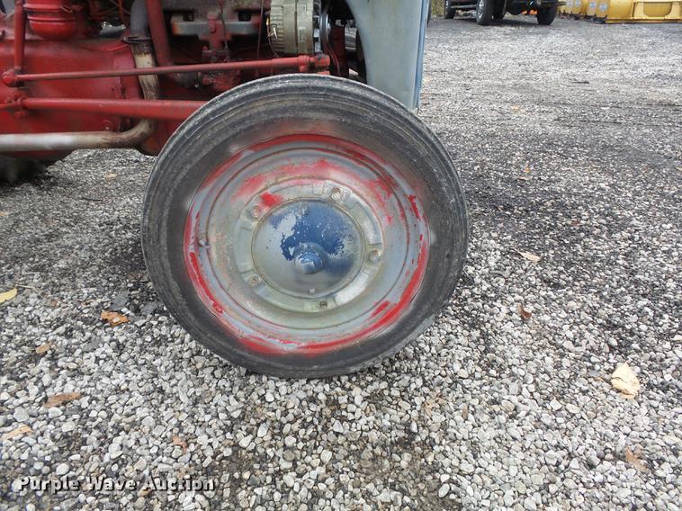 image for item CC9667 1941 Ford 9N tractor