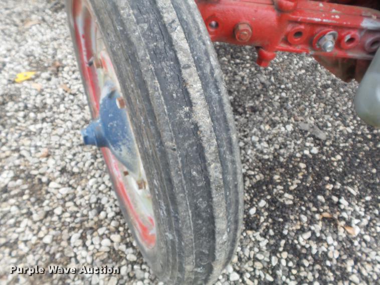 image for item CC9667 1941 Ford 9N tractor