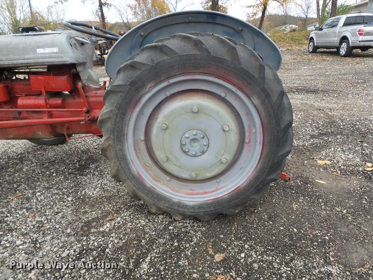 image for item CC9667 1941 Ford 9N tractor