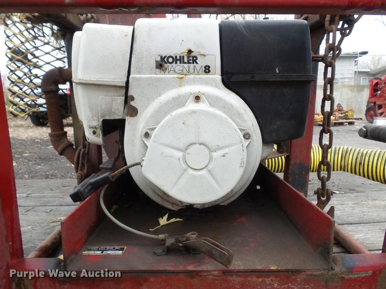 image for item CC9676 Giant 800K leaf vacuum