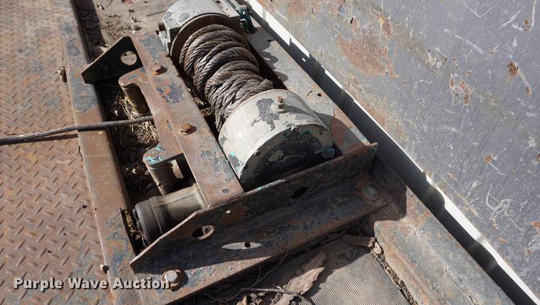 image for item DA1441 1997 International 4700 rollback truck