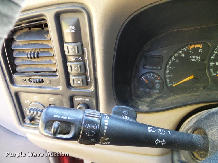 image for item DA6959 2001 Chevrolet Silverado 2500HD Crew Cab pickup truck