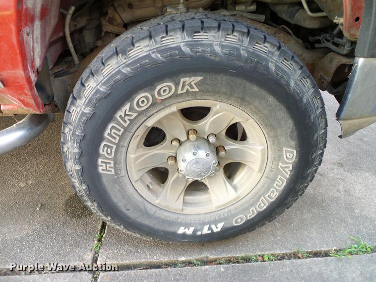 image for item DA6959 2001 Chevrolet Silverado 2500HD Crew Cab pickup truck