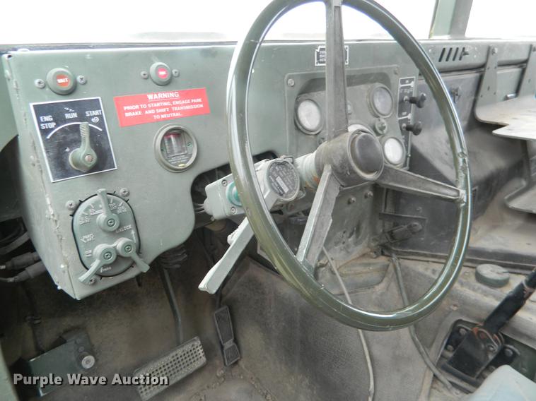 image for item DB1165 1990 Am General M998 Humvee pickup truck