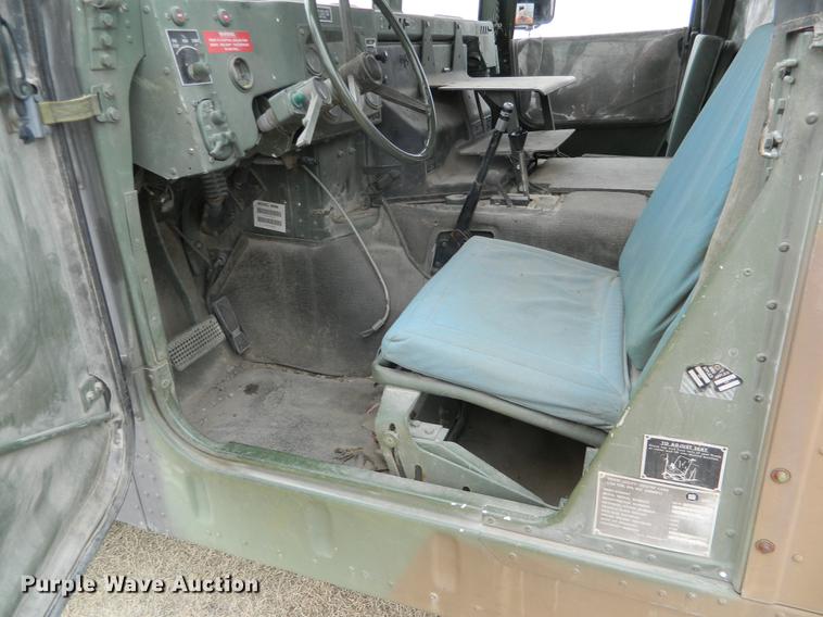 image for item DB1165 1990 Am General M998 Humvee pickup truck