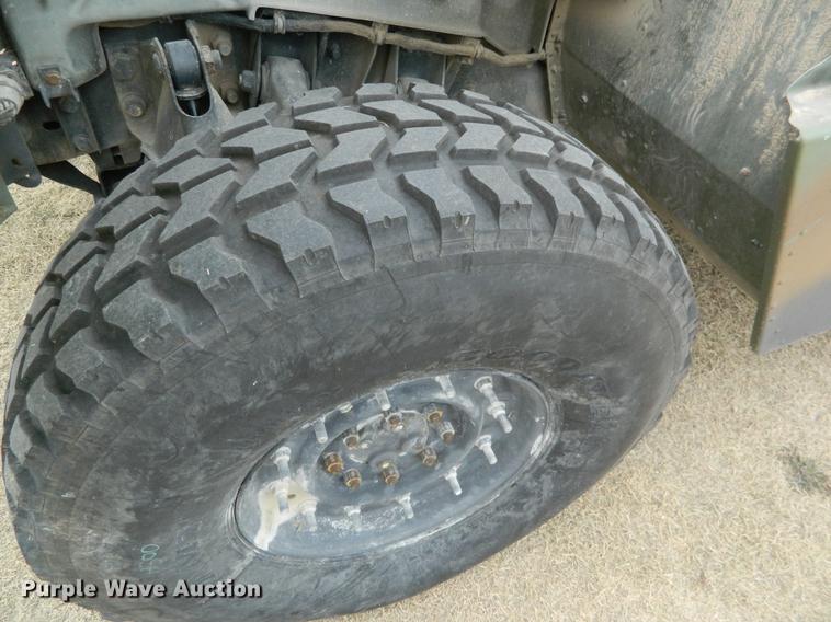 image for item DB1165 1990 Am General M998 Humvee pickup truck