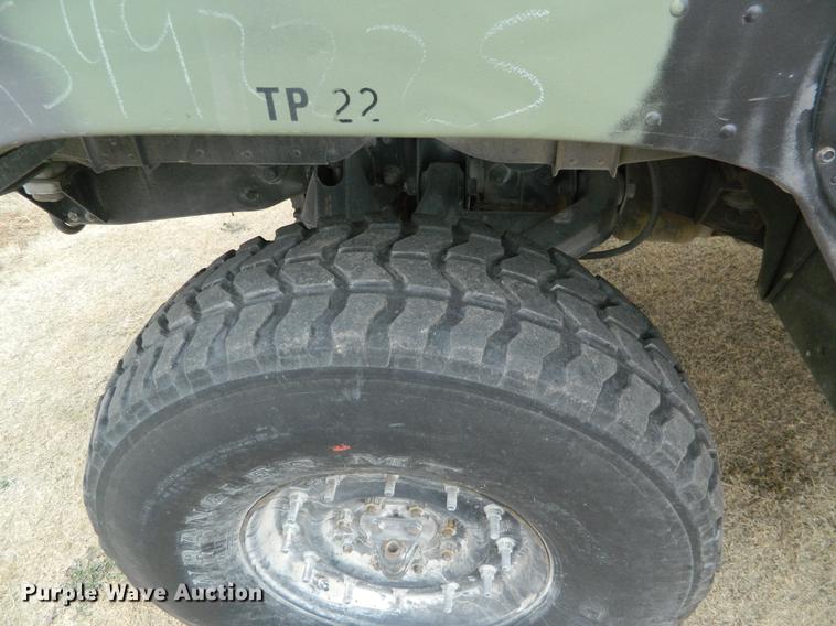 image for item DB1165 1990 Am General M998 Humvee pickup truck