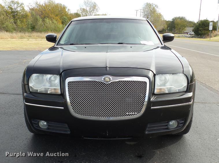 image for item DB5025 2007 Chrysler 300 Touring limousine
