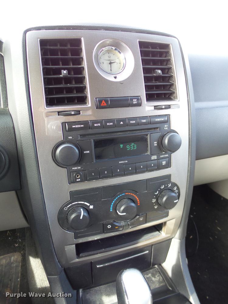 image for item DB5025 2007 Chrysler 300 Touring limousine