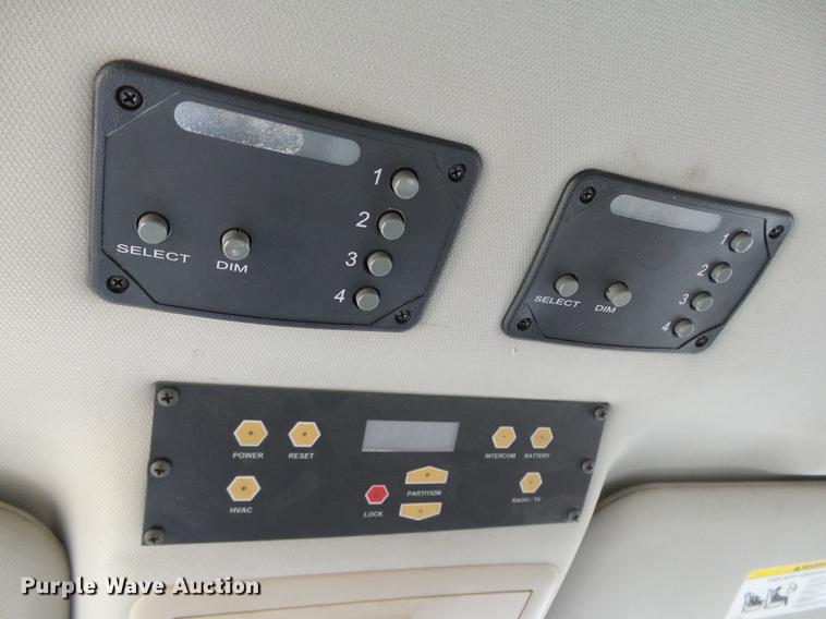 image for item DB5025 2007 Chrysler 300 Touring limousine