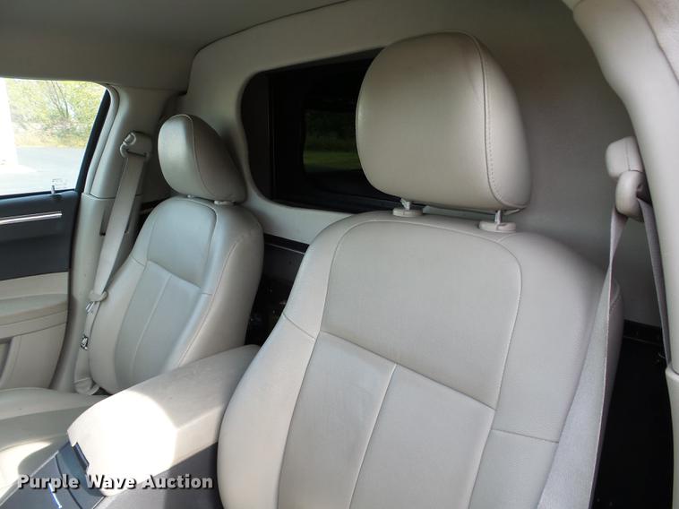 image for item DB5025 2007 Chrysler 300 Touring limousine