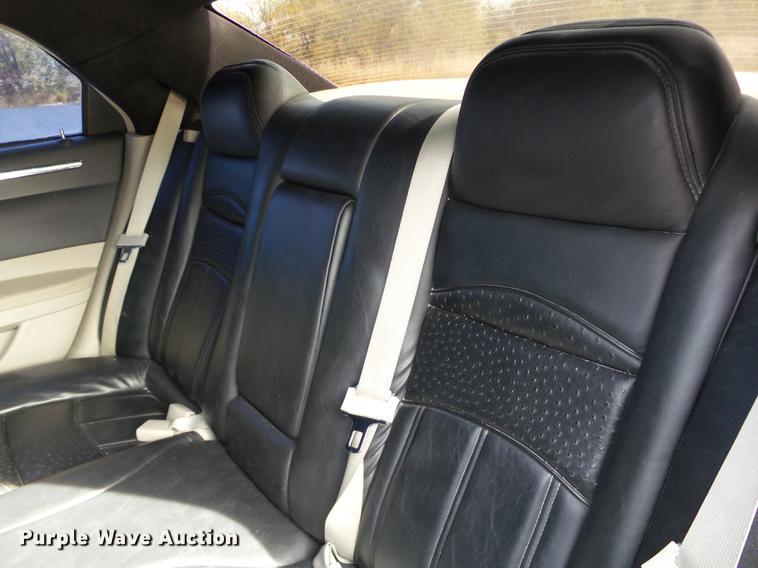 image for item DB5025 2007 Chrysler 300 Touring limousine